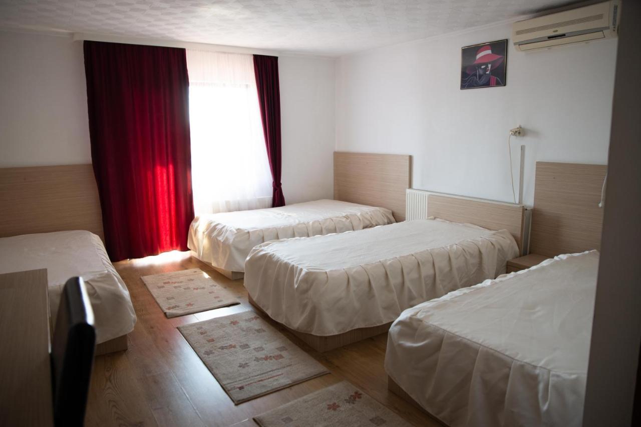 Motel Moara Veche Săcălăşeni Екстериор снимка